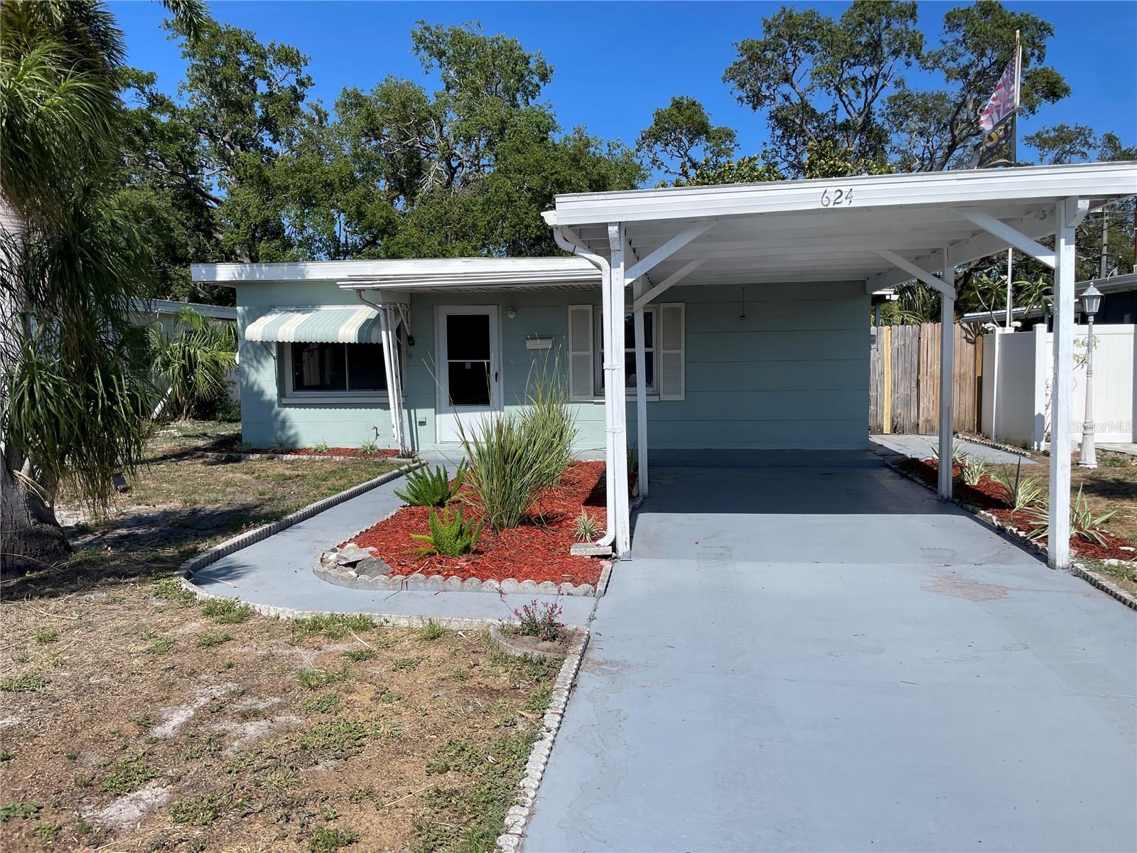 PASADENA PARK - Residential
