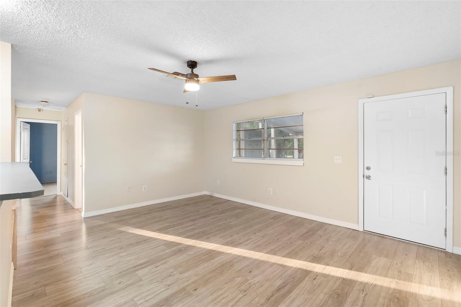 ACREAGE & UNREC - Residential