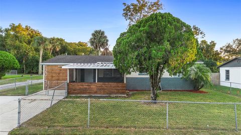 Photo of 1201 W 20th Street, Sanford, FL 32771 (MLS # O6357891)