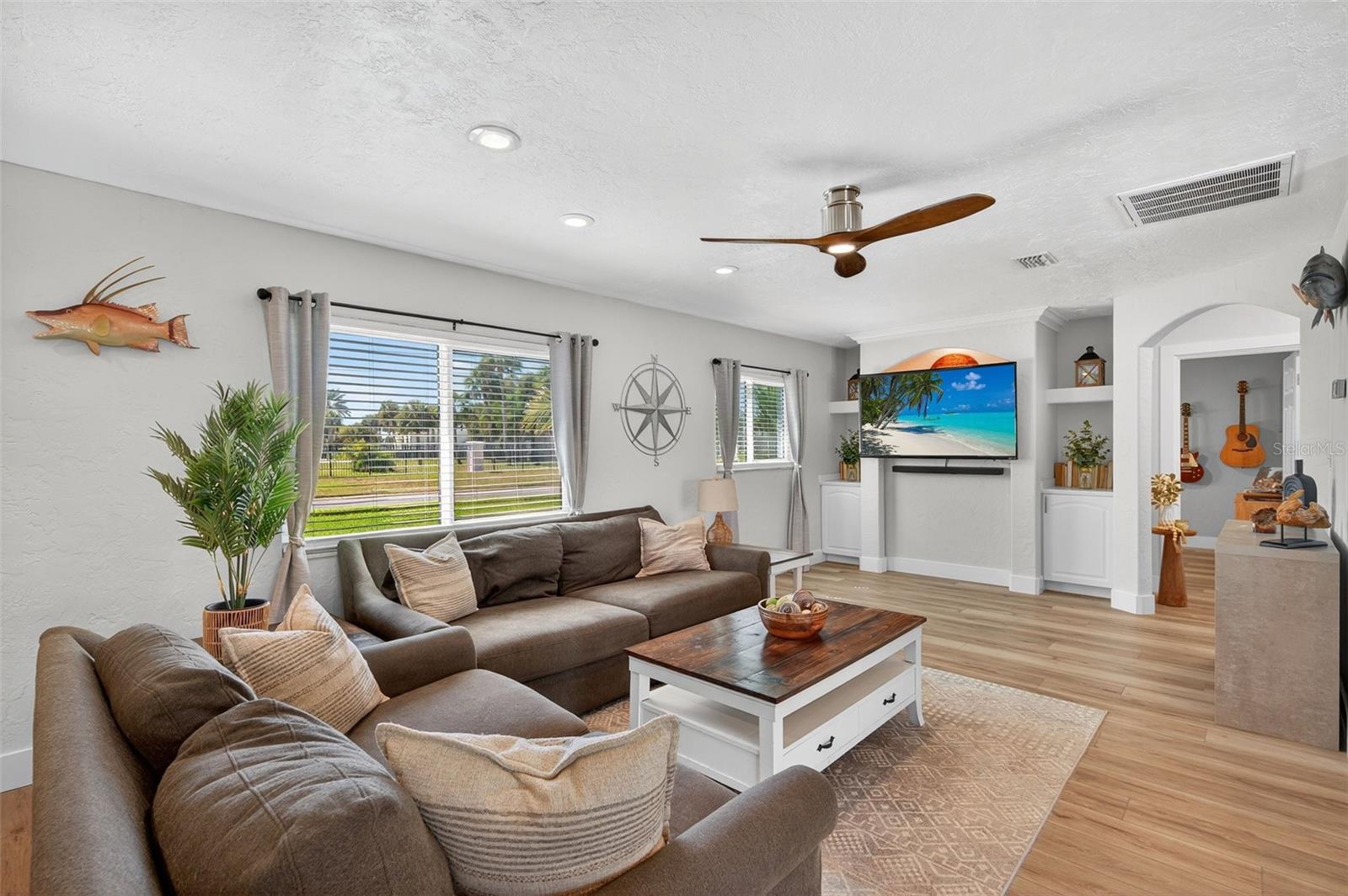 LEWIS ISLAND BAHAMA ISLES ADD - Residential