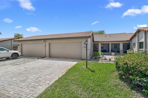 892 COUNTRY CLUB CIRCLE 50 VENICE FL 34293