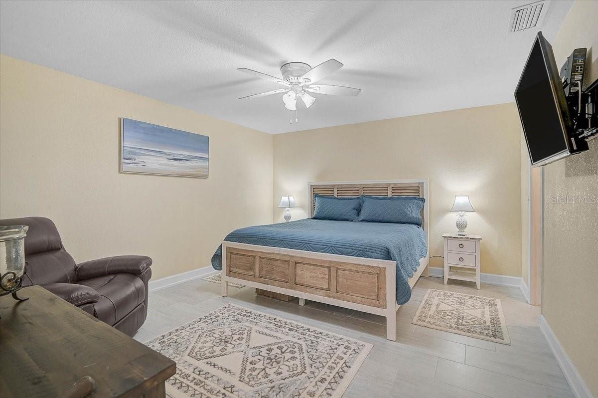 JACARANDA C C VILLAS - Residential