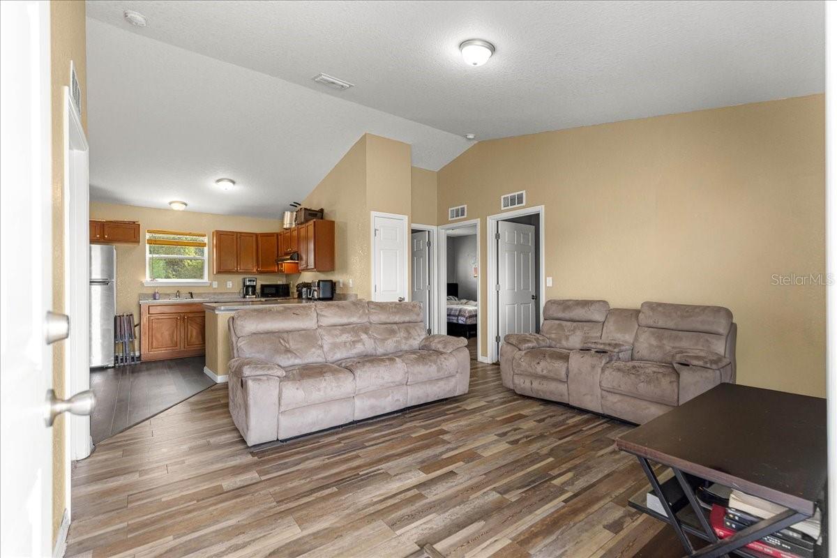 MARION OAKS UNIT 04 - Residential