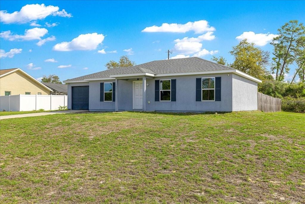 Photo of 16685 SW 25th Terrace Road, Ocala, FL 34473 (MLS # OM723279)