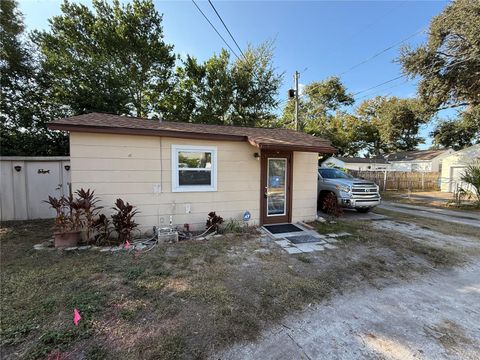 5521 1/2 5TH AVENUE N ST PETERSBURG FL 33710