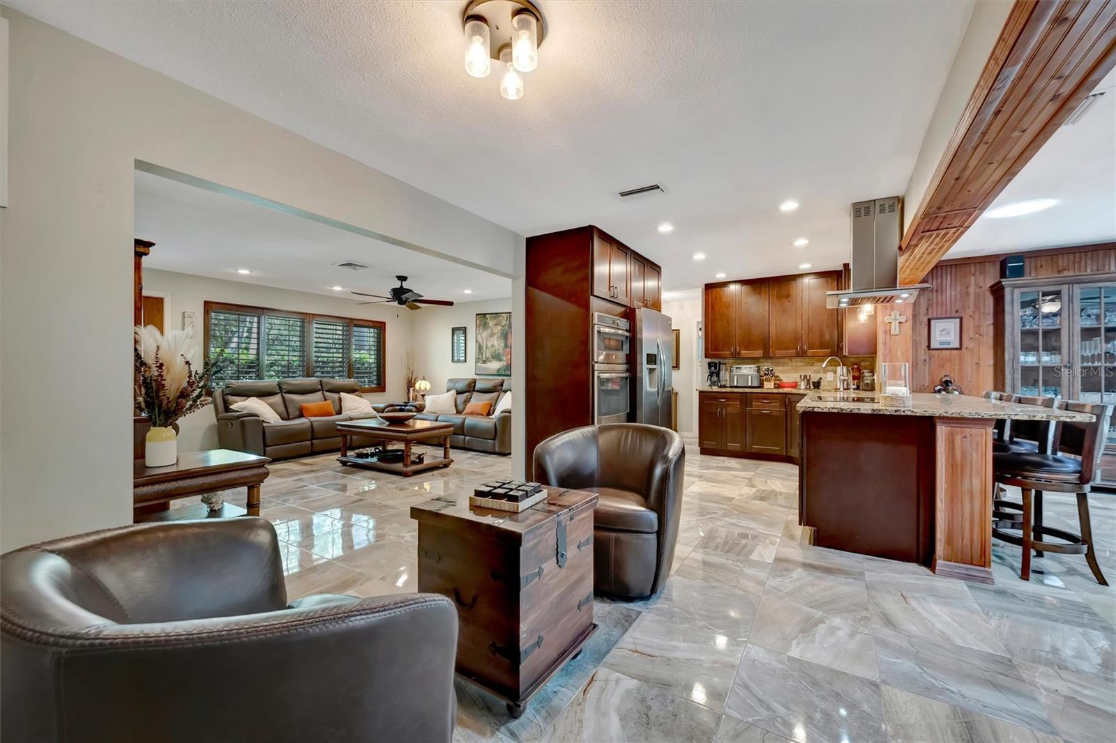 BAY PINES ESTATES - Residential