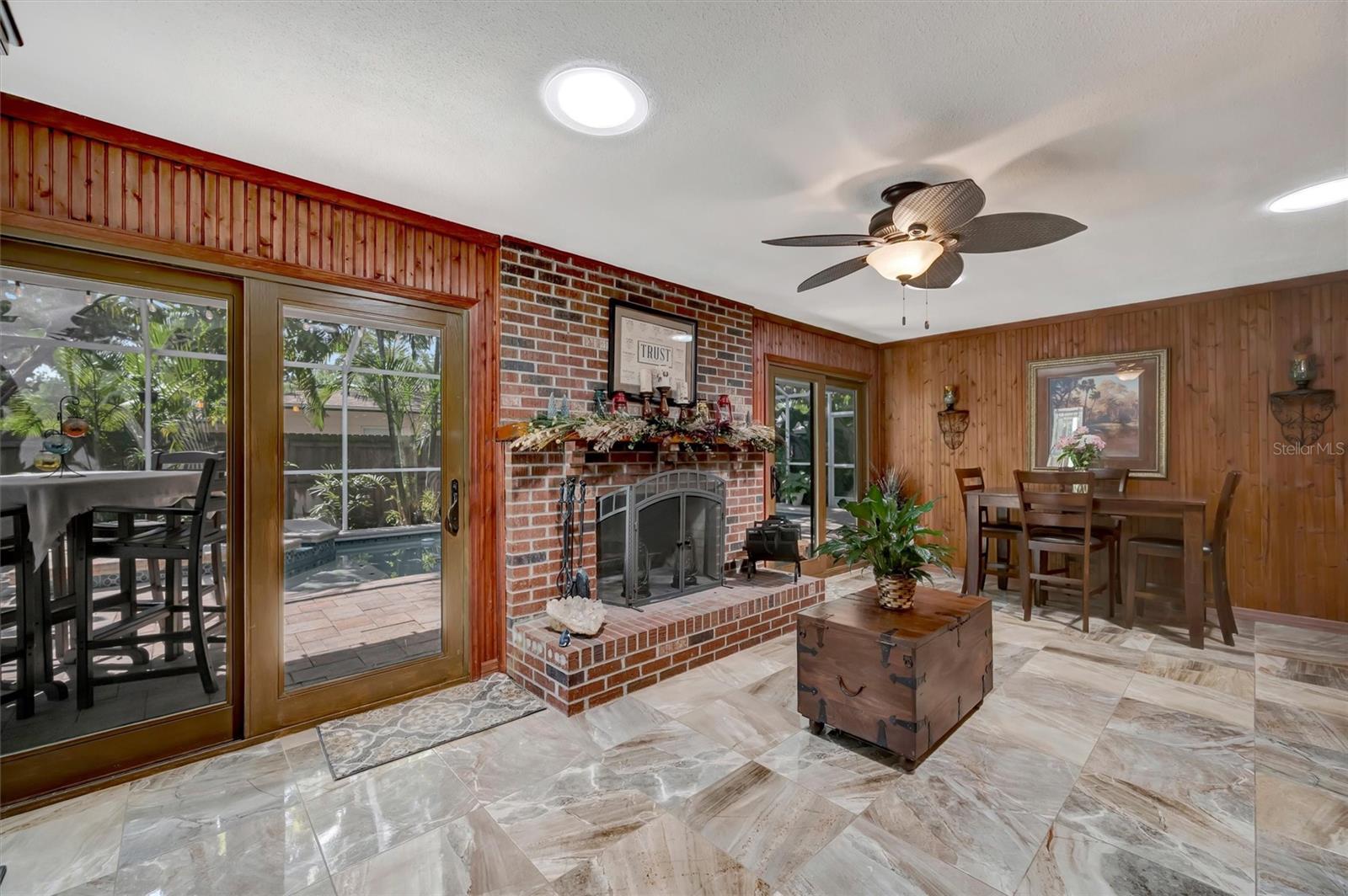 BAY PINES ESTATES - Residential