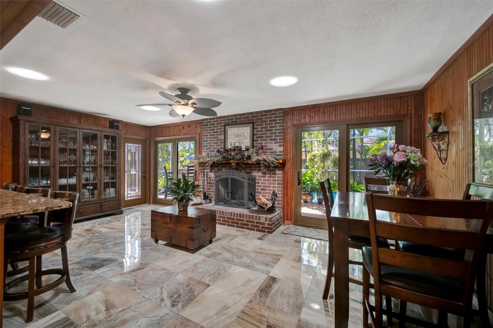 BAY PINES ESTATES - Residential