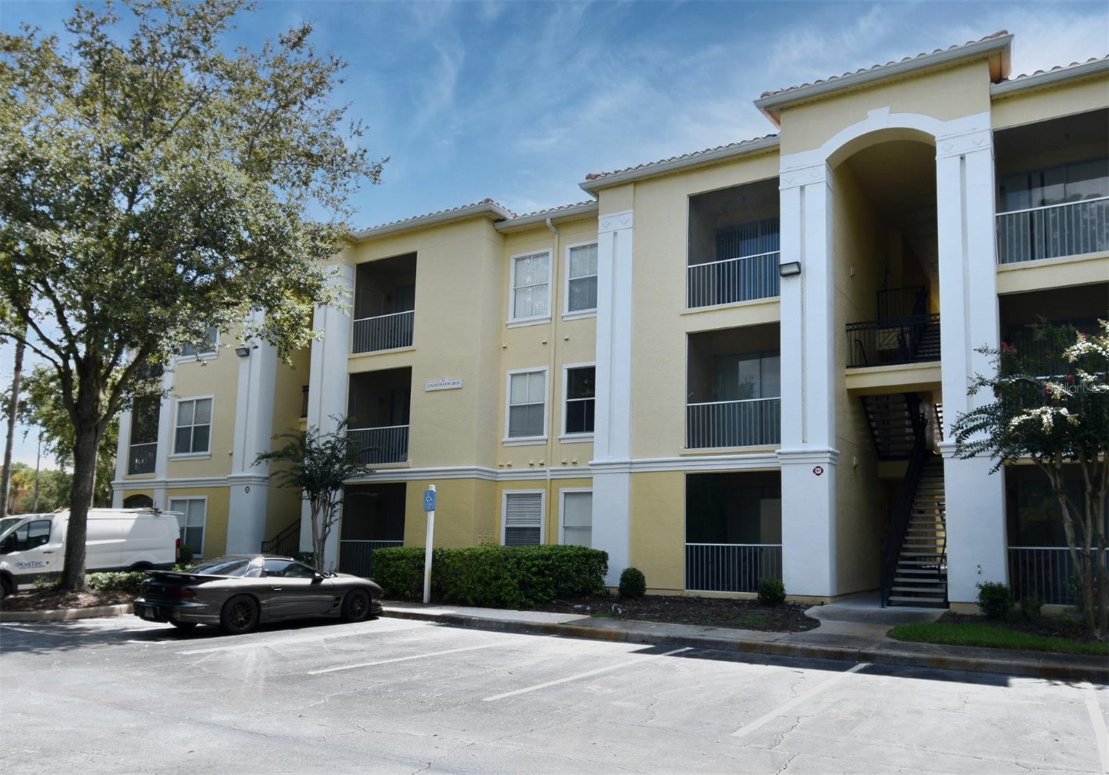 Gated community of Visconti. Easy access to I4, beaches, downtown Orlando. Altamonte Springs.
This community offers a resort style living. Valet trash pick up, water, trash, sewer, pest control included in hoa dues as well as building insurance. Community offers fitness, two pools on the lake. Basketball court, tennis courts, play ground.