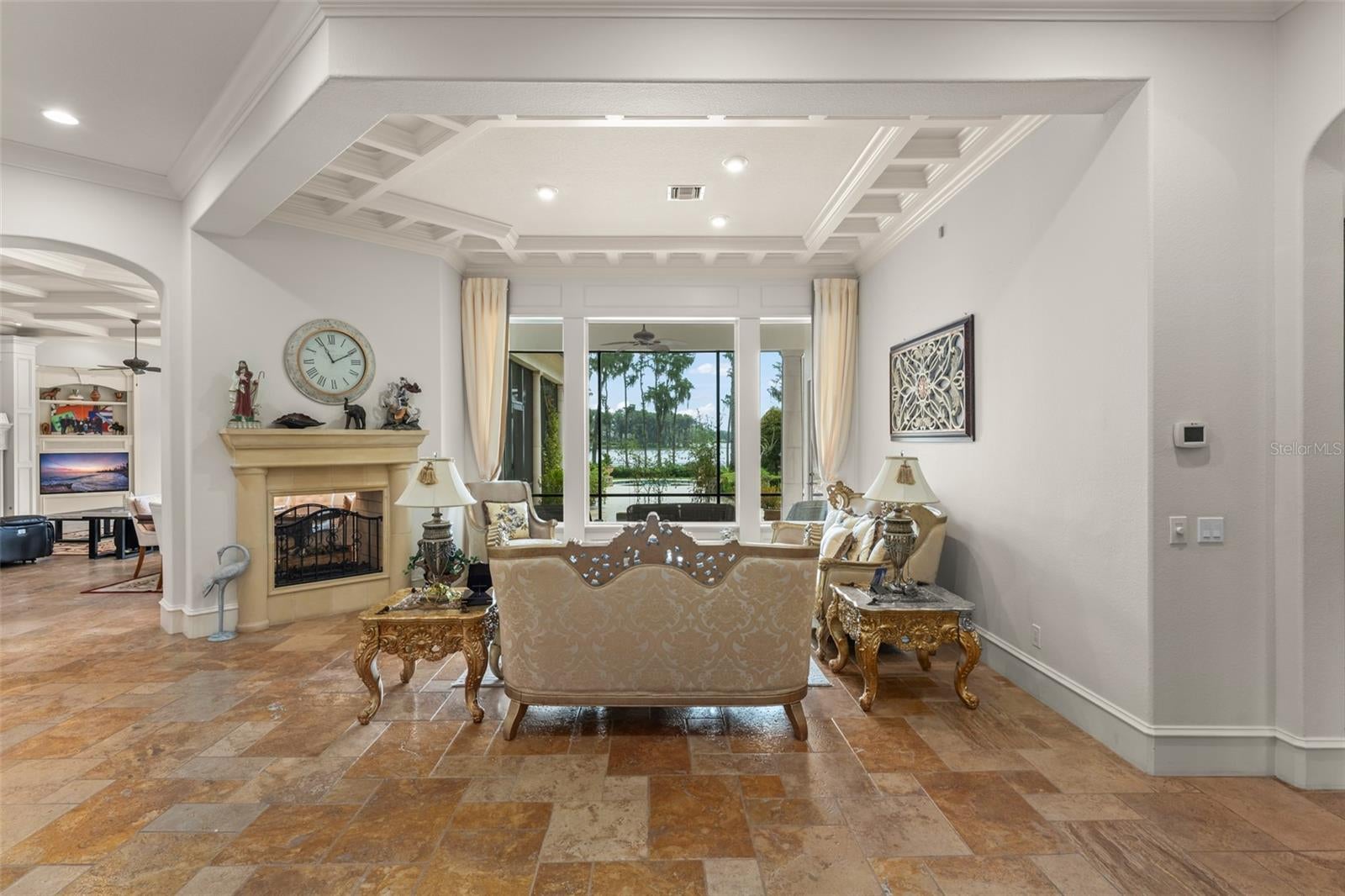 6055 LOUISE COVE DRIVE