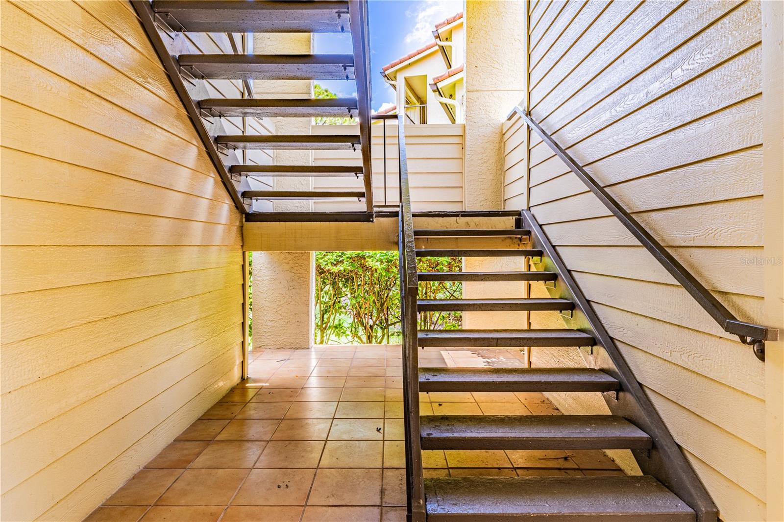 BLOSSOM PARK VILLAS CONDO - Residential Lease