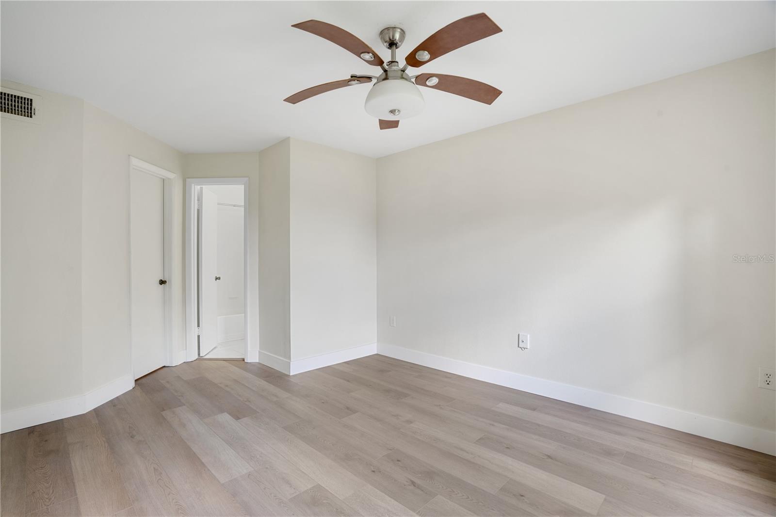 BLOSSOM PARK VILLAS CONDO - Residential Lease