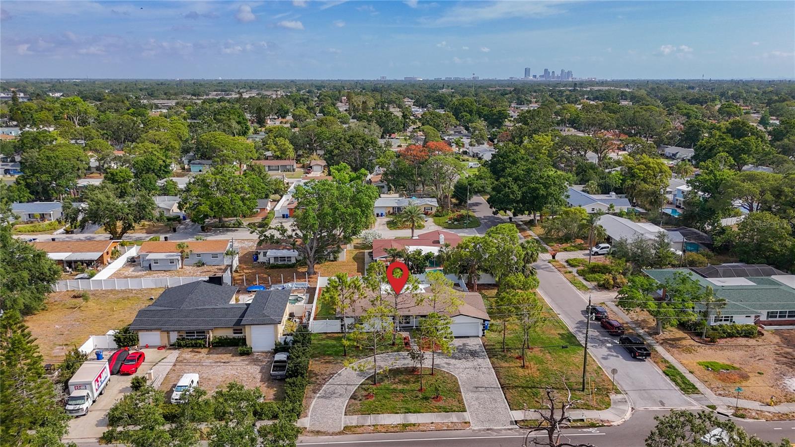 2001 PINELLAS POINT DRIVE S
