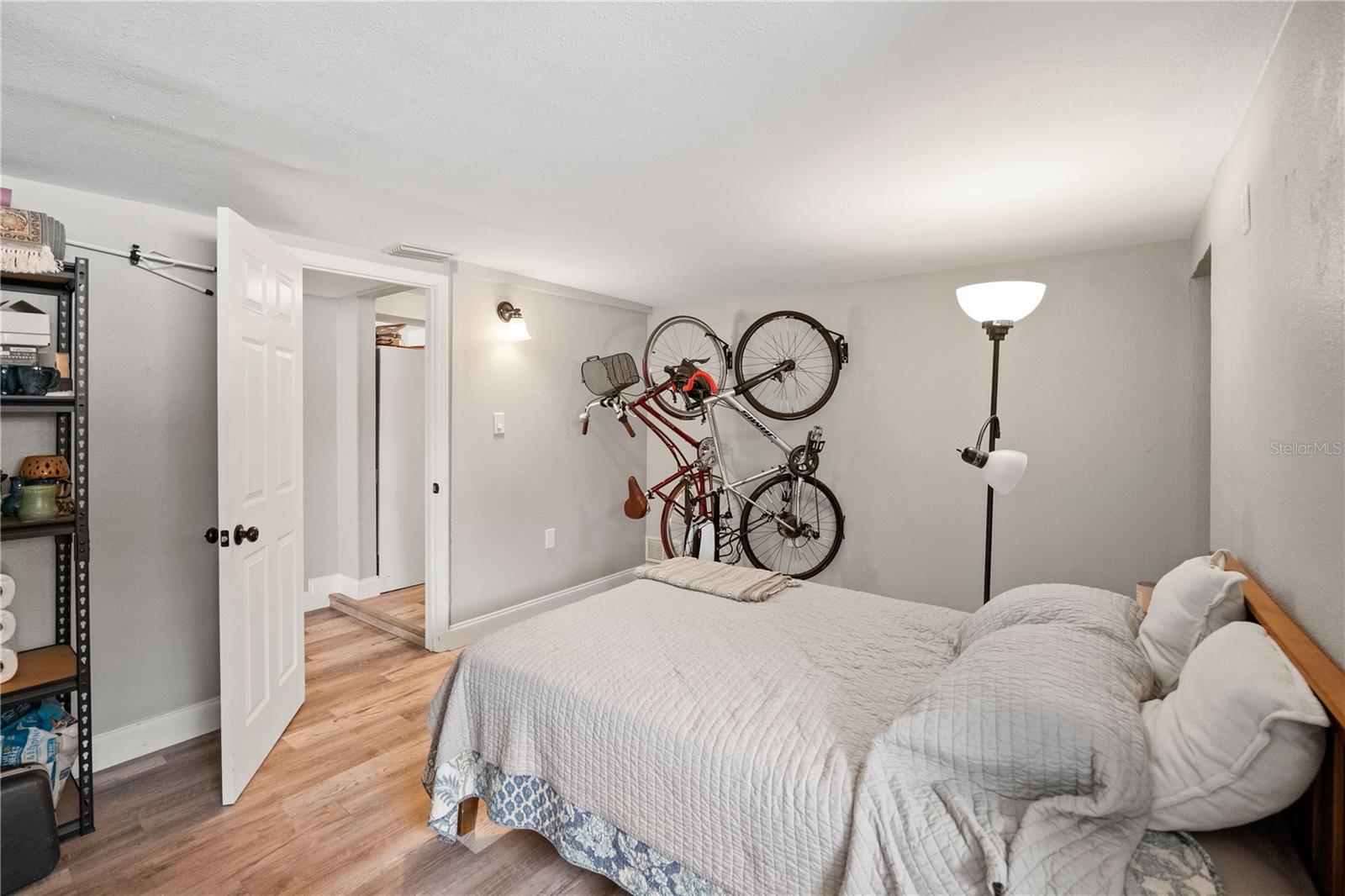 MEADOW LAWN 5TH ADD - Residential