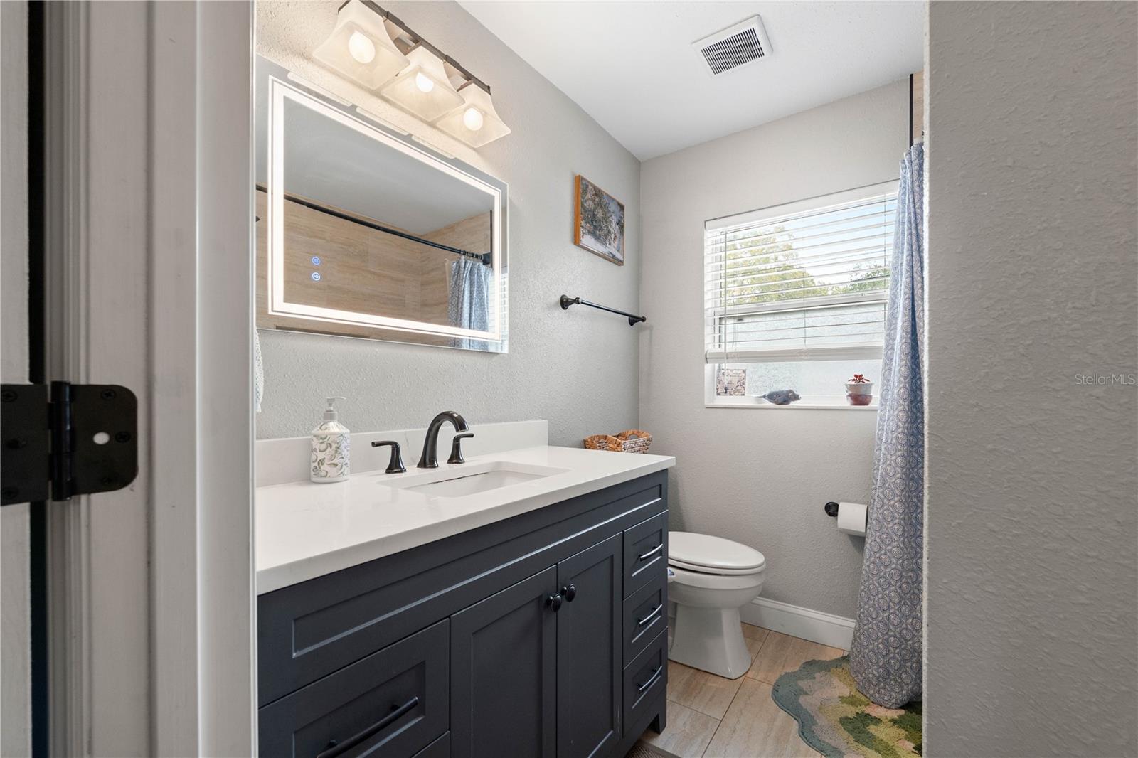 MEADOW LAWN 5TH ADD - Residential