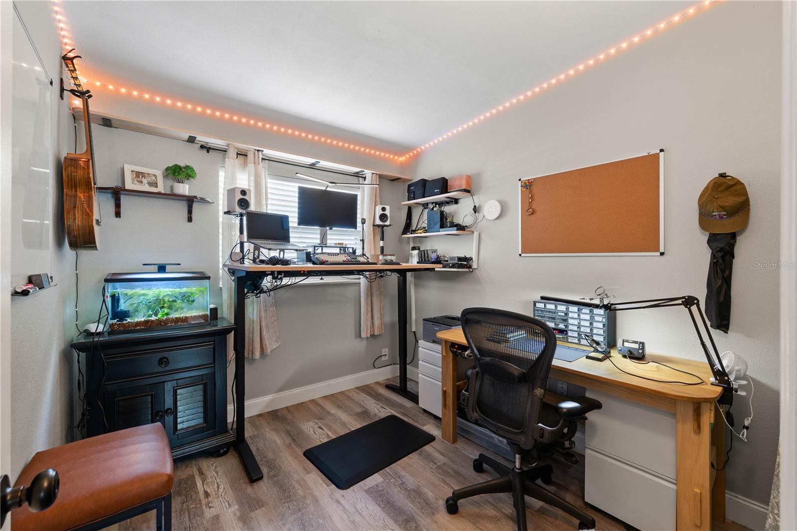 MEADOW LAWN 5TH ADD - Residential