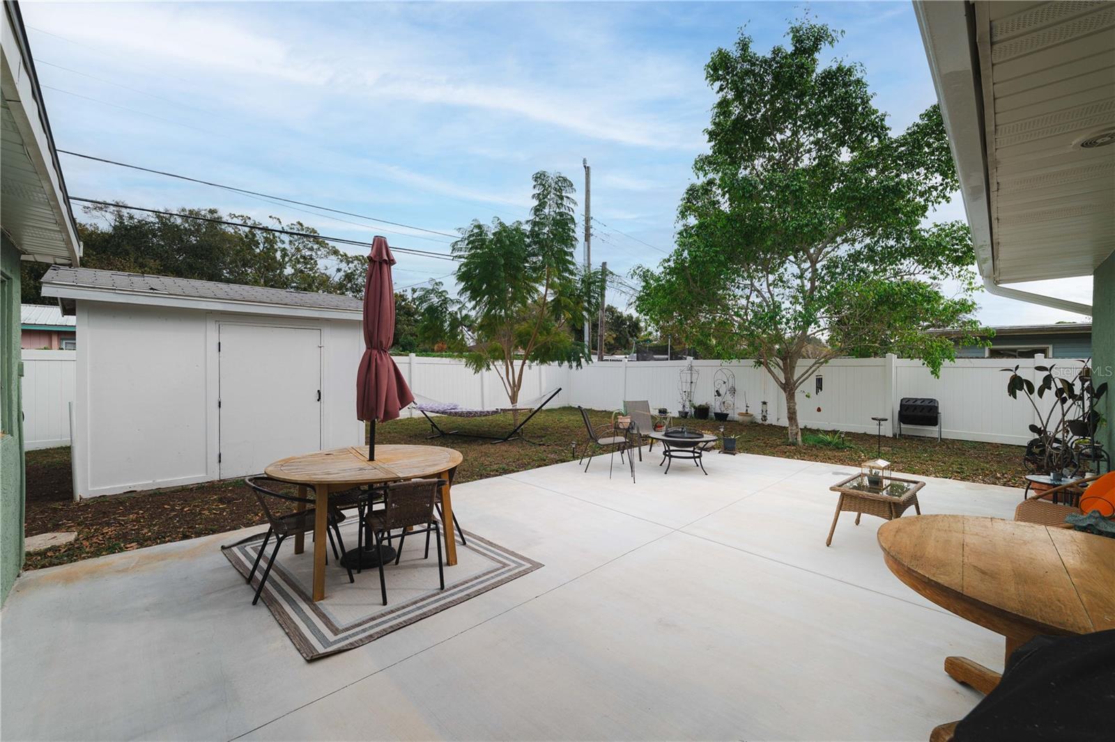 MEADOW LAWN 5TH ADD - Residential