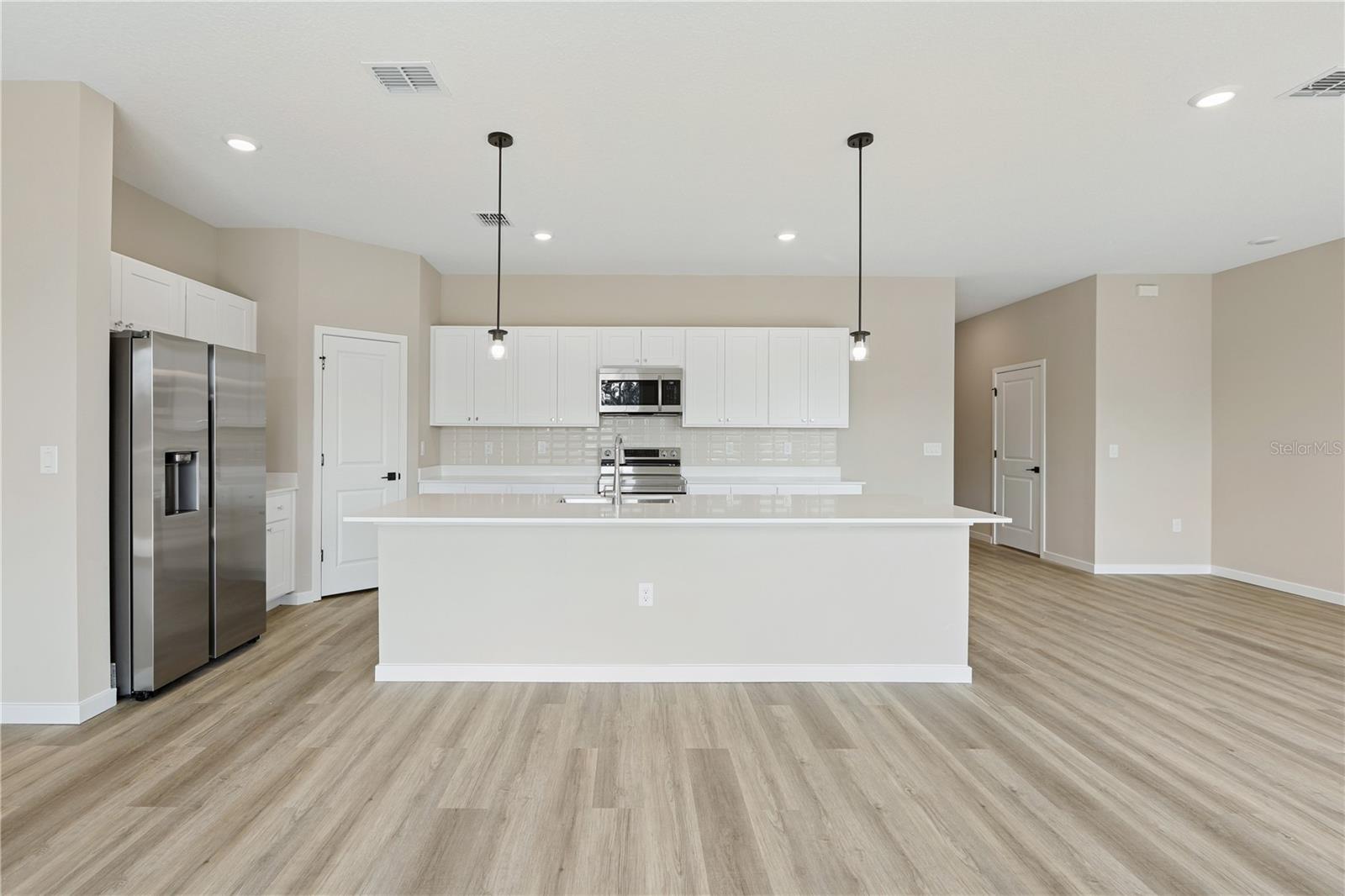 4520 NW 37TH STREET ROAD