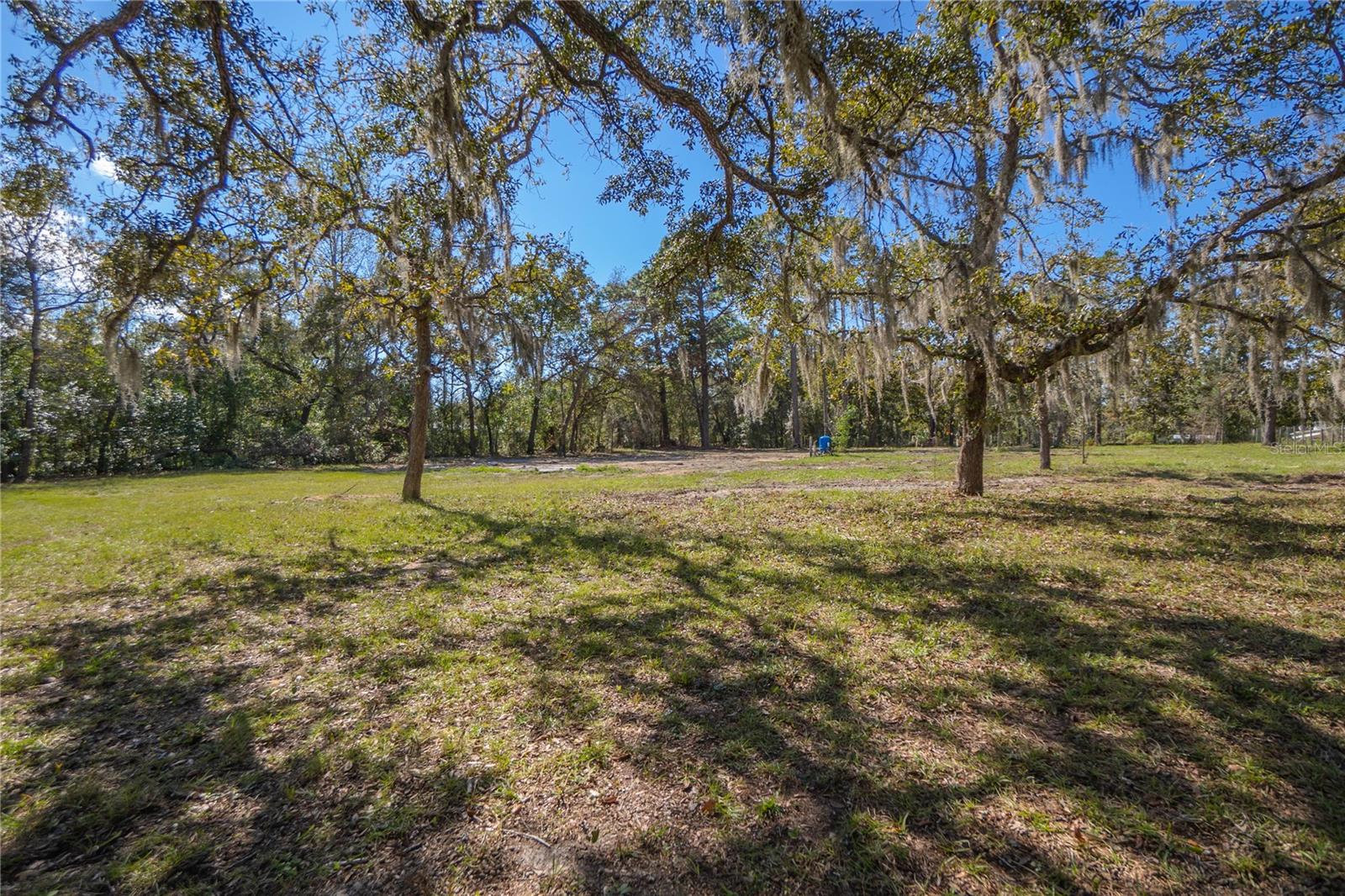 LEISURE ACRES UNIT 03 - Residential