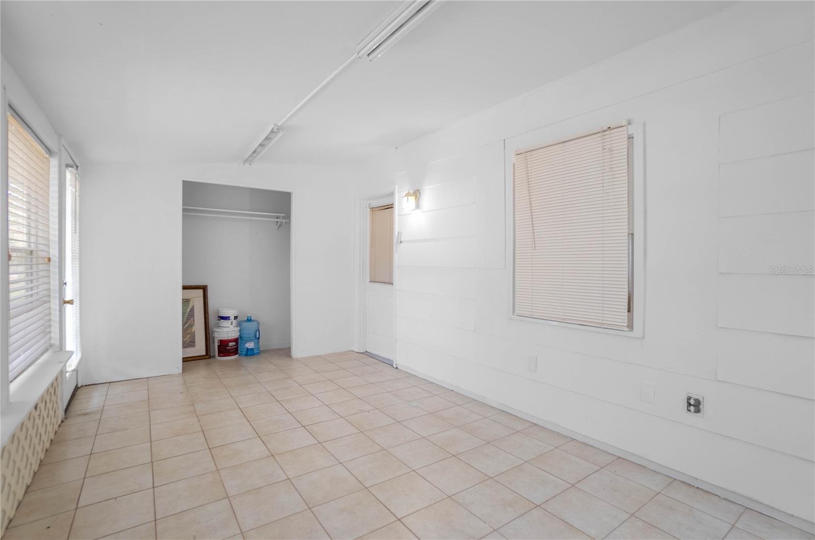 LEISURE ACRES UNIT 03 - Residential