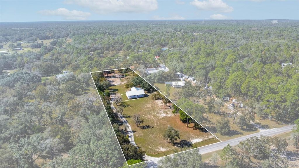 Photo of 5980 S Pine Tree Point, Lecanto, FL 34461 (MLS # OM713562)