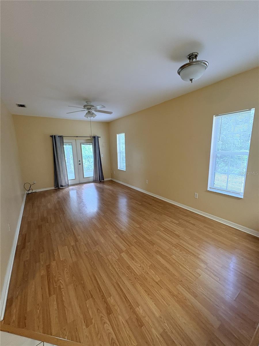 FAIR OAKS VILLAS - Residential Lease