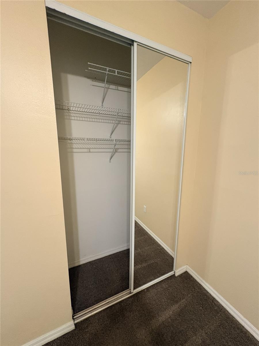 FAIR OAKS VILLAS - Residential Lease