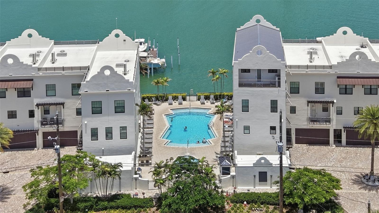 182 BRIGHTWATER DRIVE 4