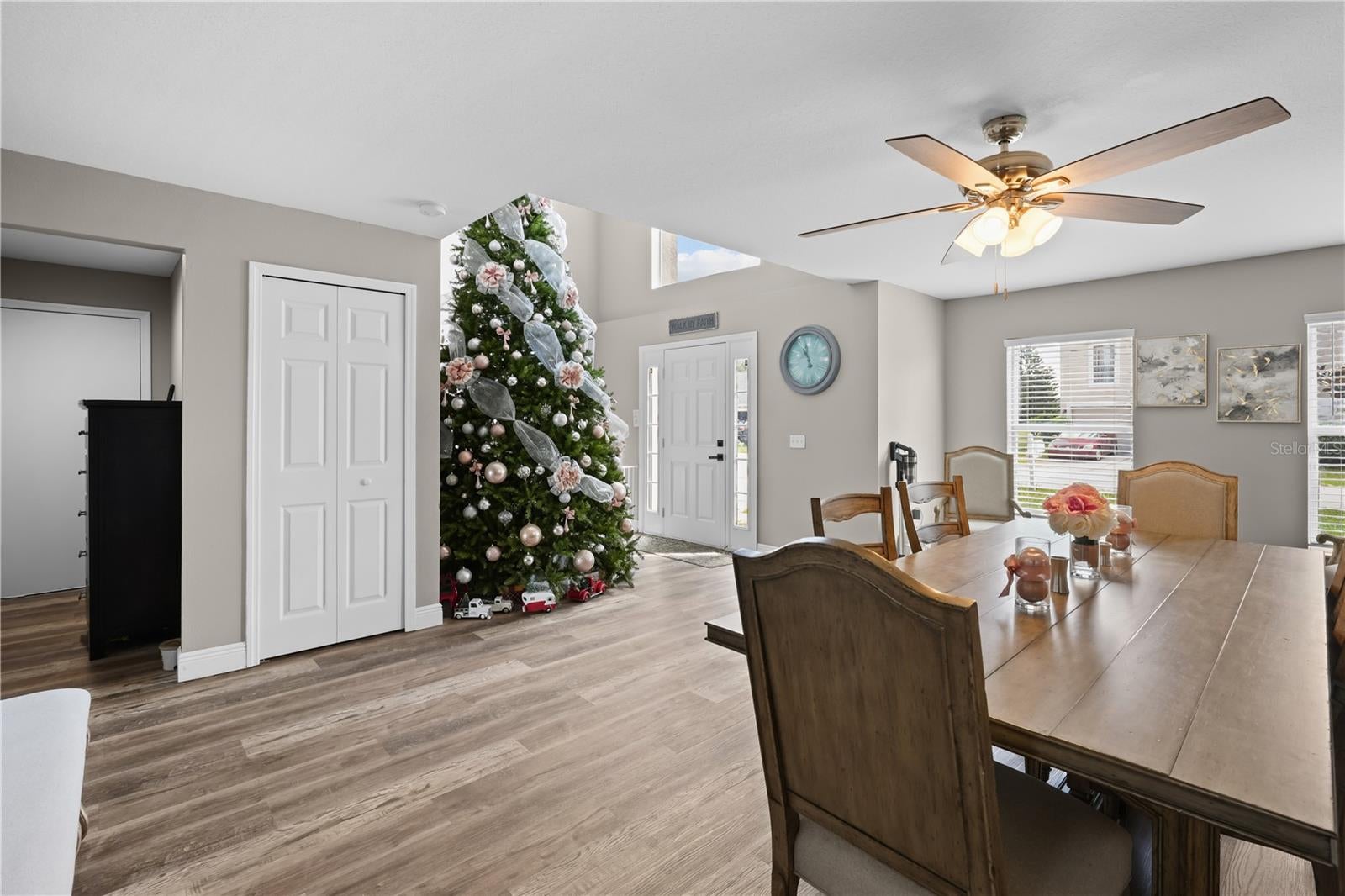 148 VISTA VIEW AVENUE