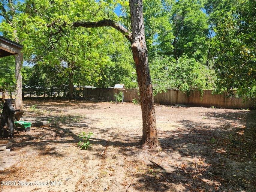 3607 S LAKEWOOD DRIVE