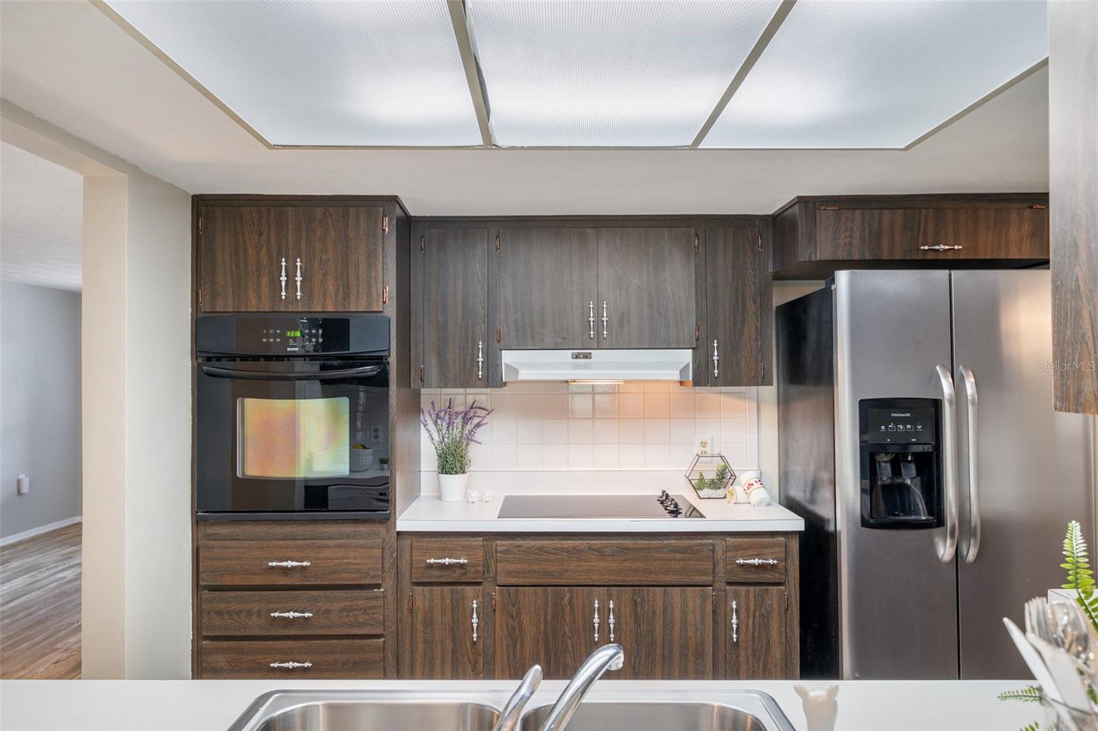 SUNSET HILLS - Residential