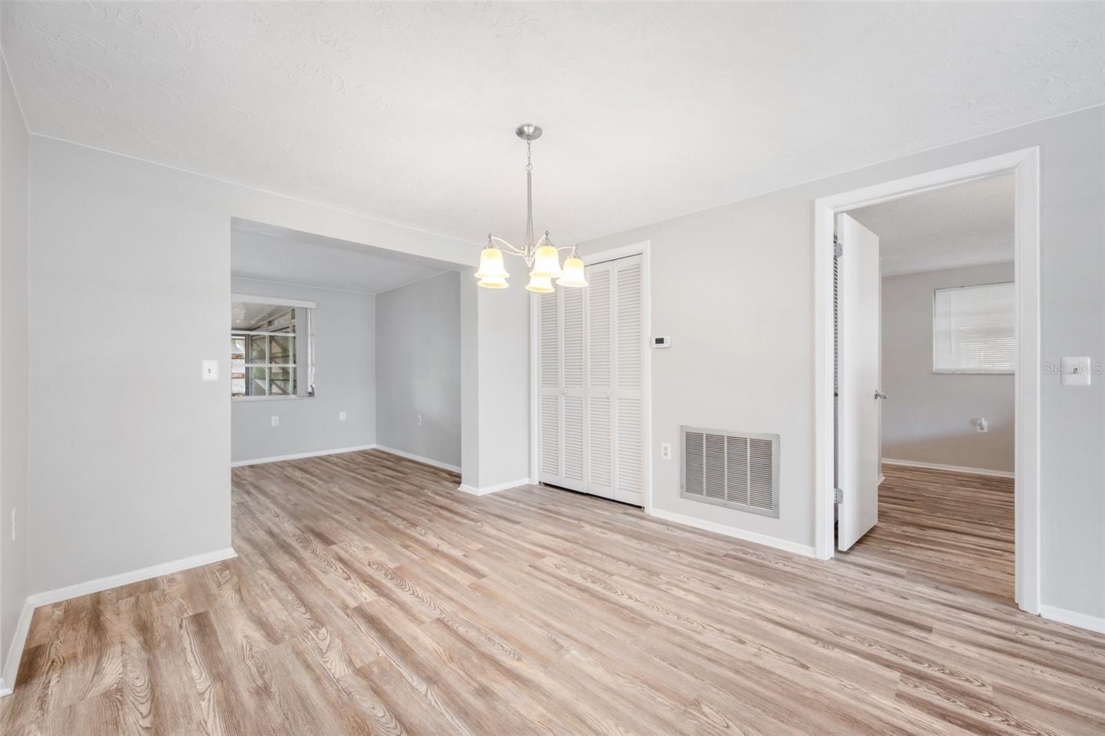 SUNSET HILLS - Residential