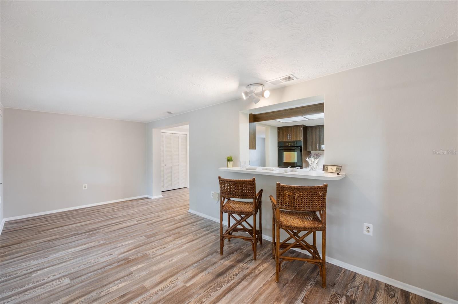 SUNSET HILLS - Residential