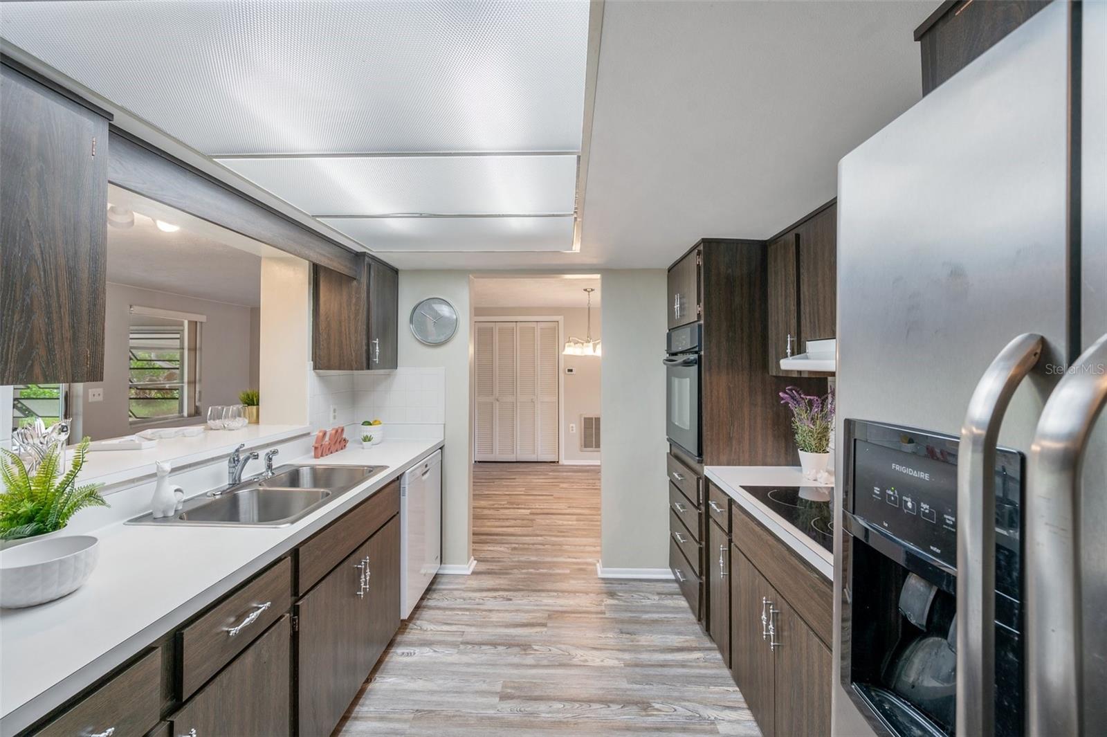 SUNSET HILLS - Residential