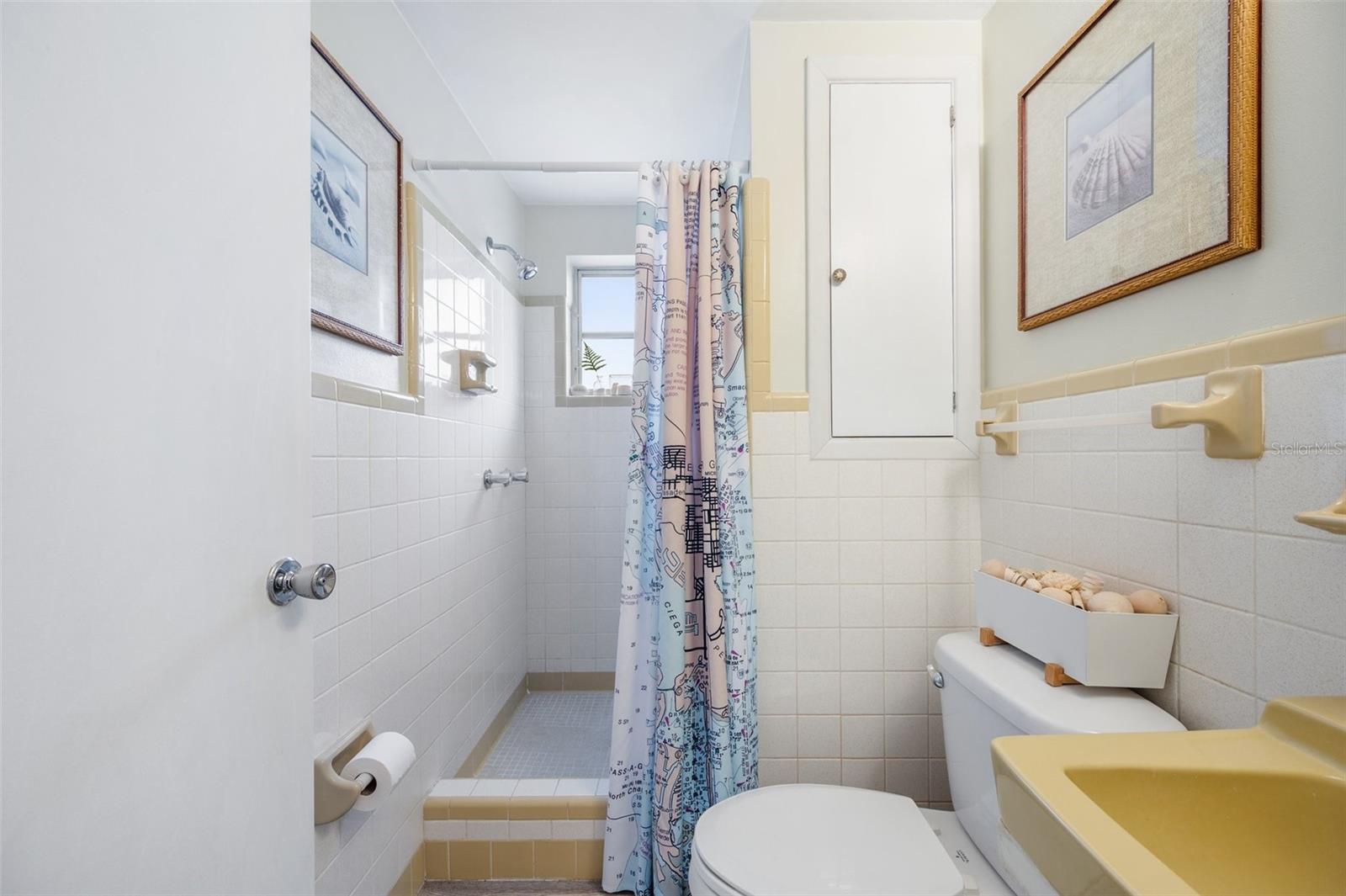 SUNSET HILLS - Residential