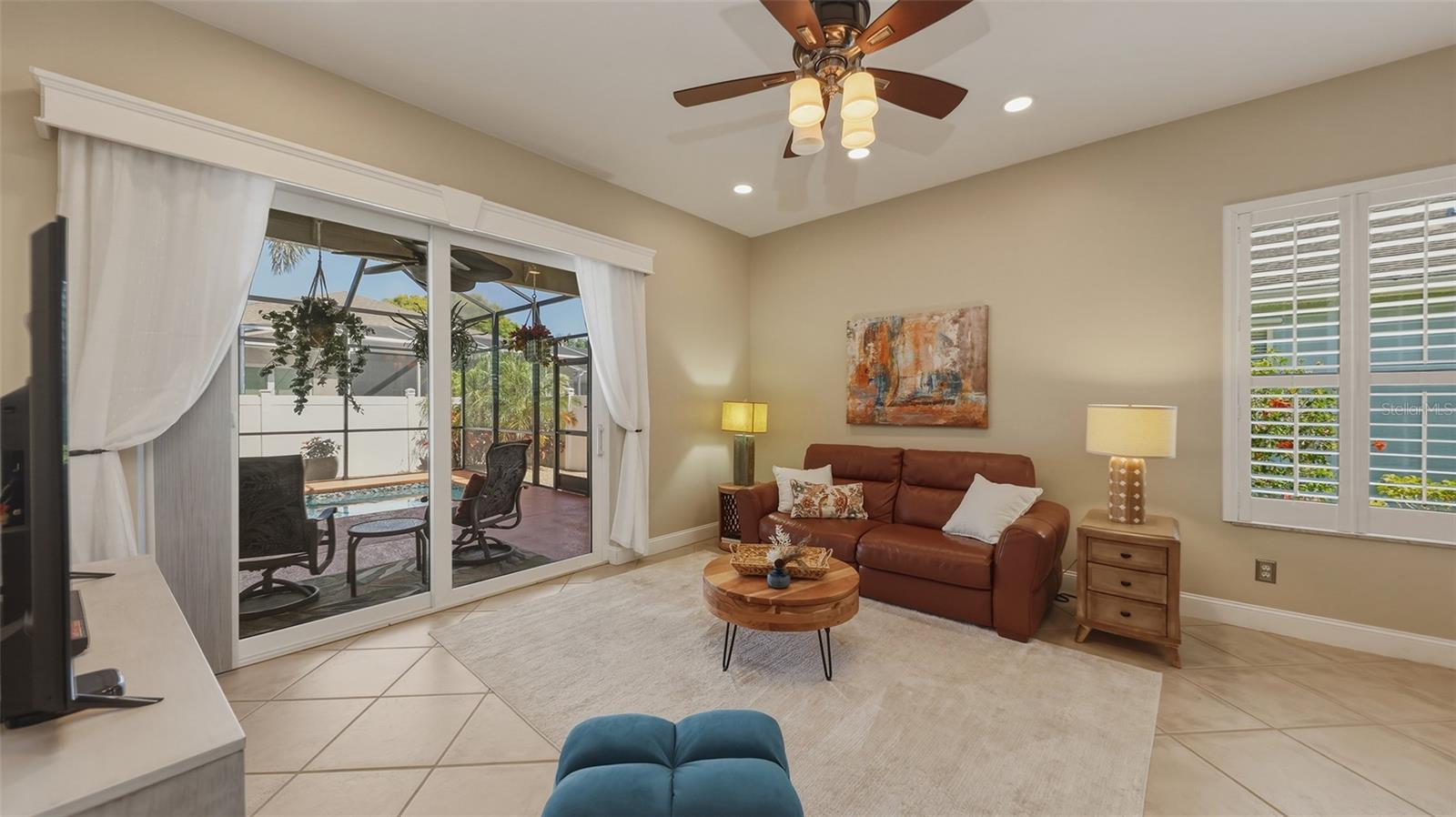 GLENN LAKES - Residential