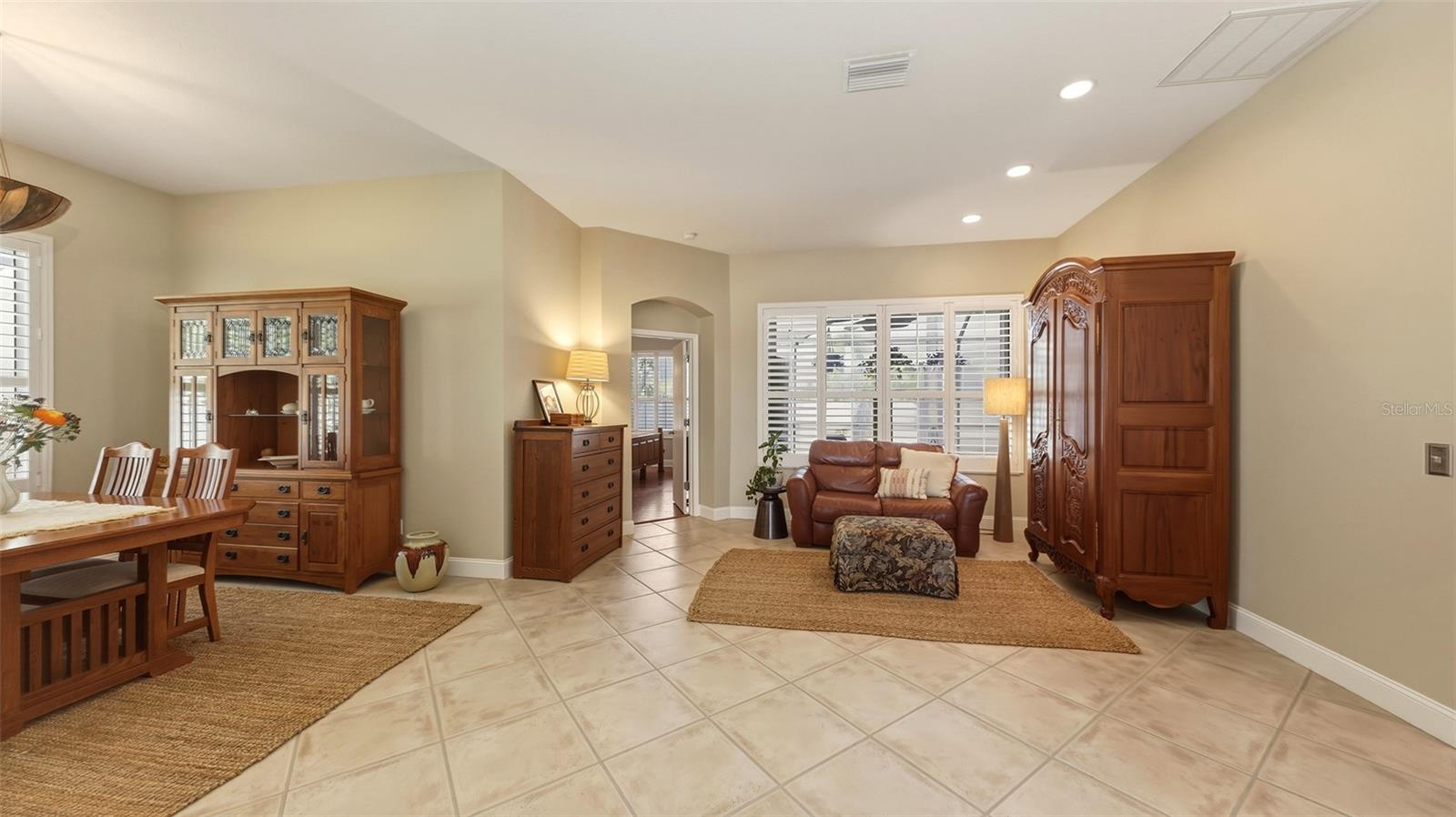 GLENN LAKES - Residential
