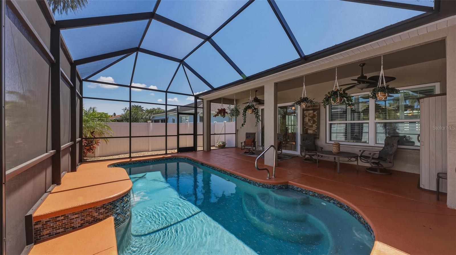 GLENN LAKES - Residential
