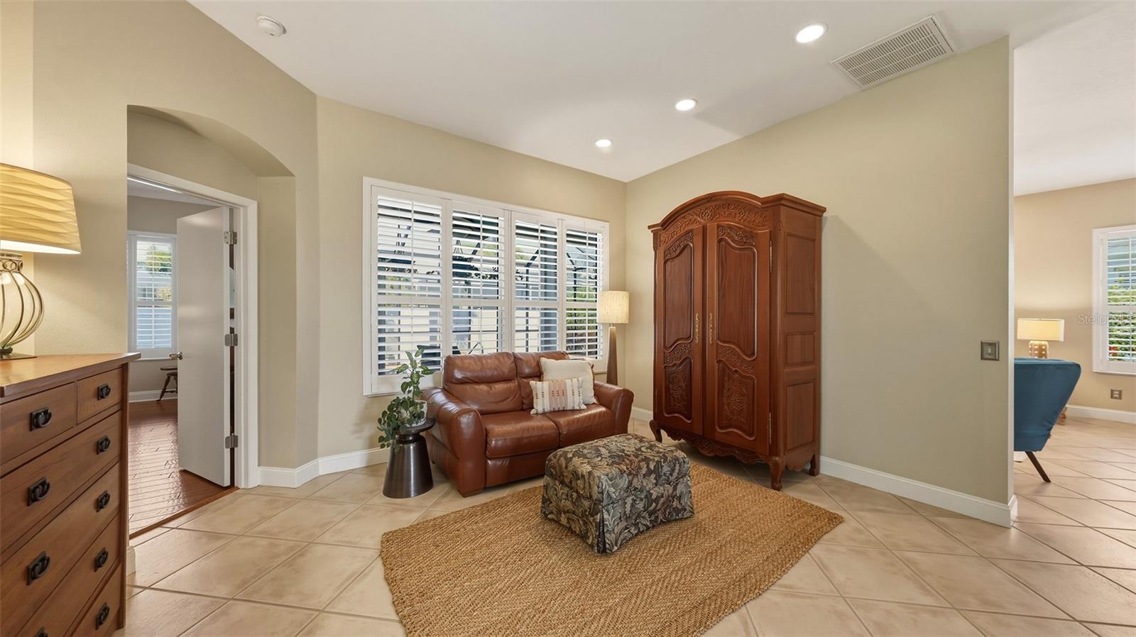 GLENN LAKES - Residential