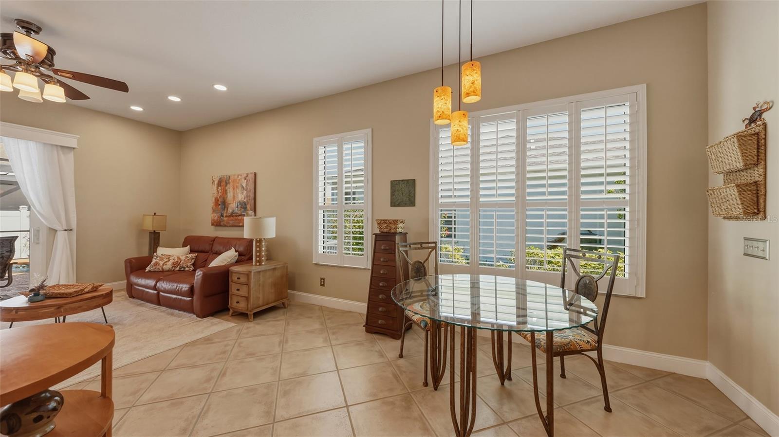 GLENN LAKES - Residential
