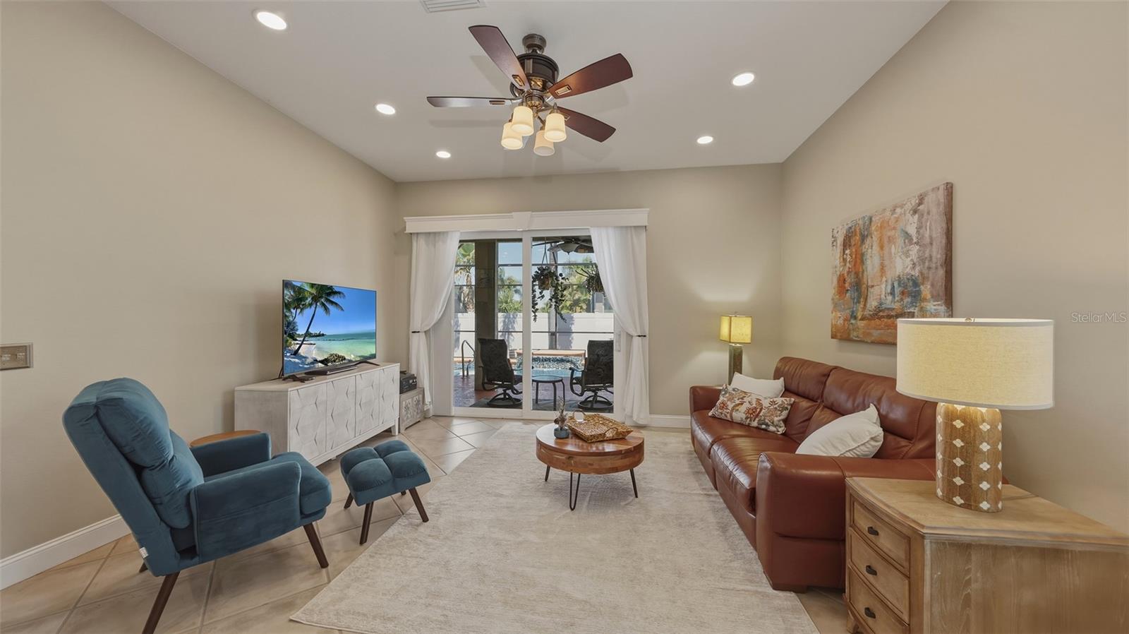 GLENN LAKES - Residential
