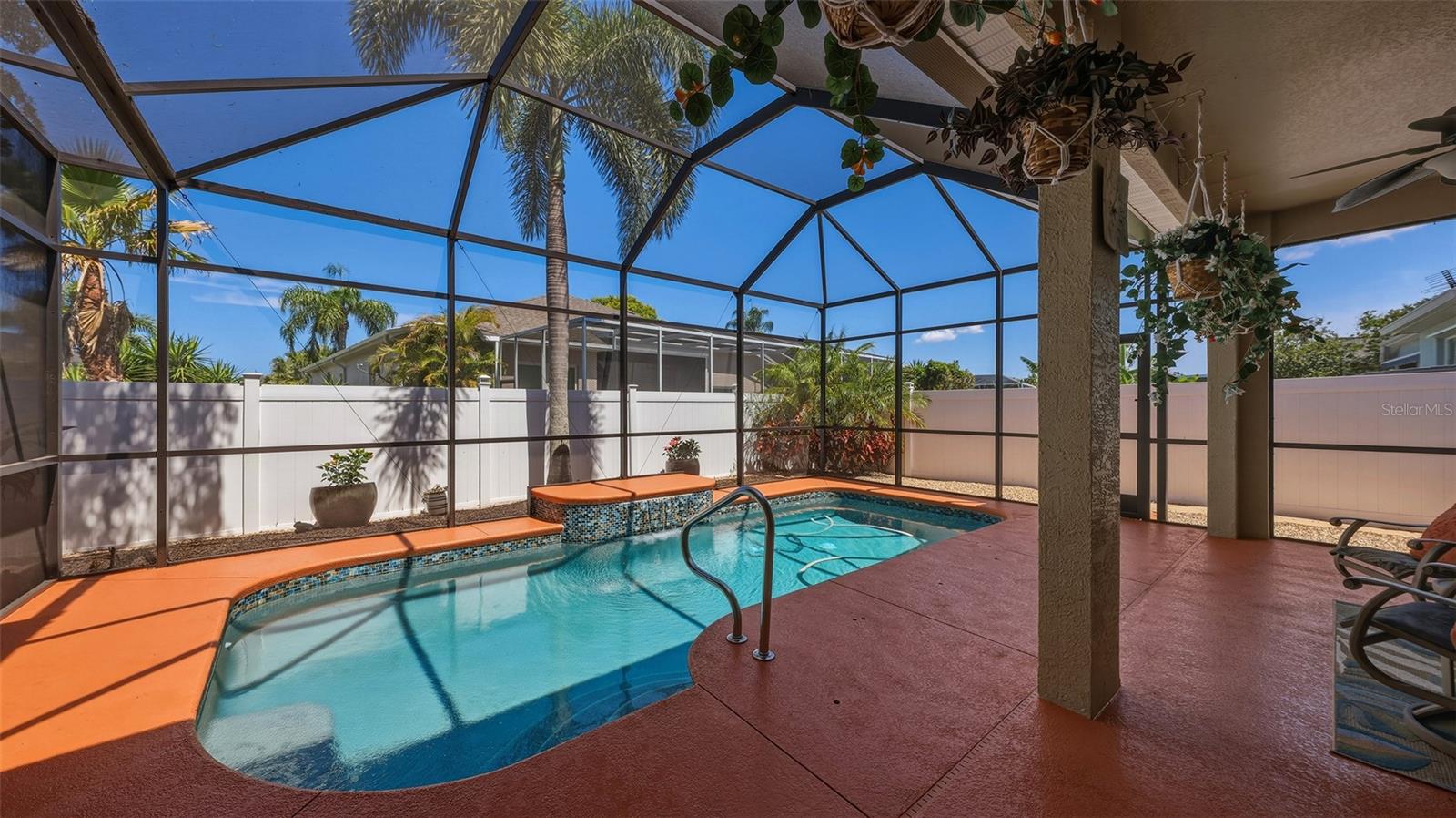 GLENN LAKES - Residential