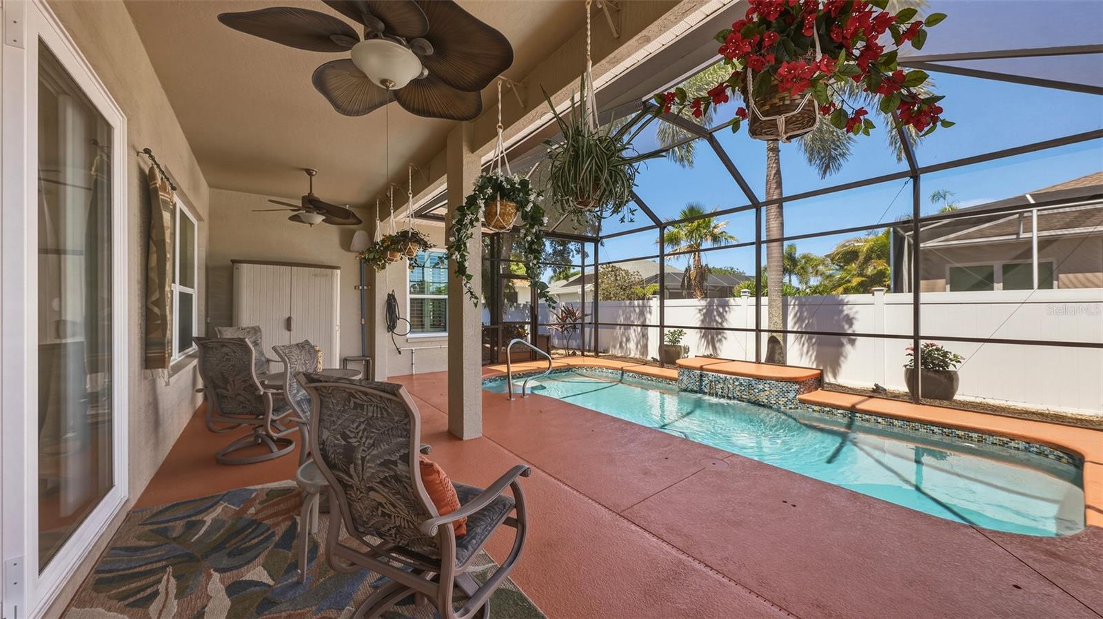 GLENN LAKES - Residential