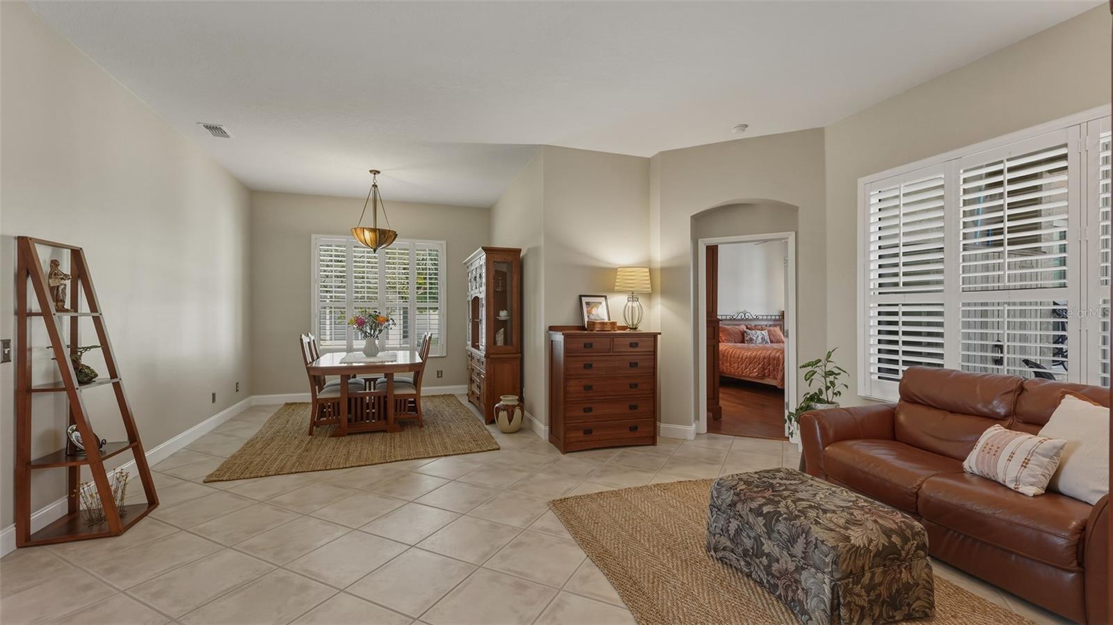 GLENN LAKES - Residential