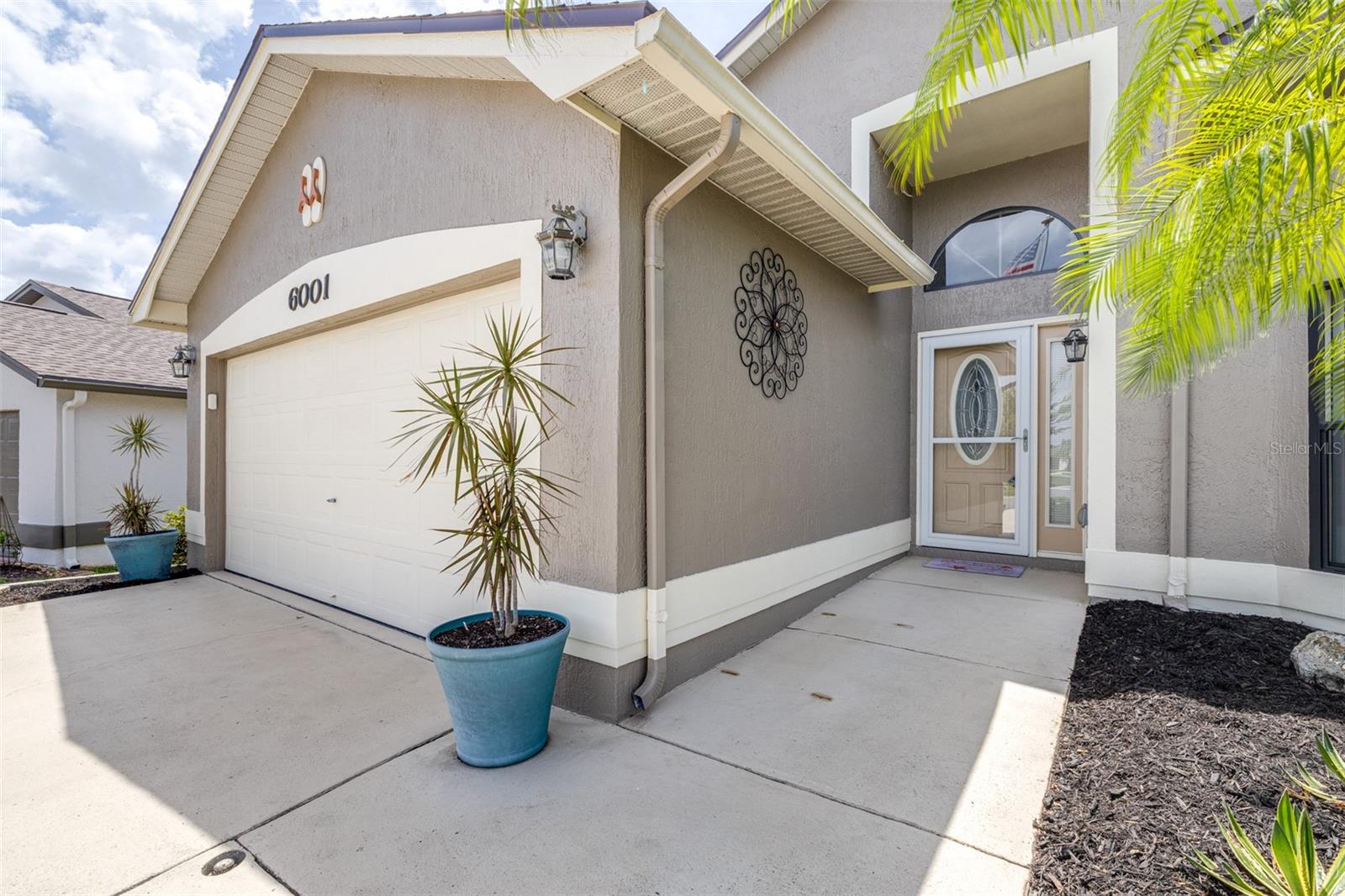 6001 CONDOR DRIVE