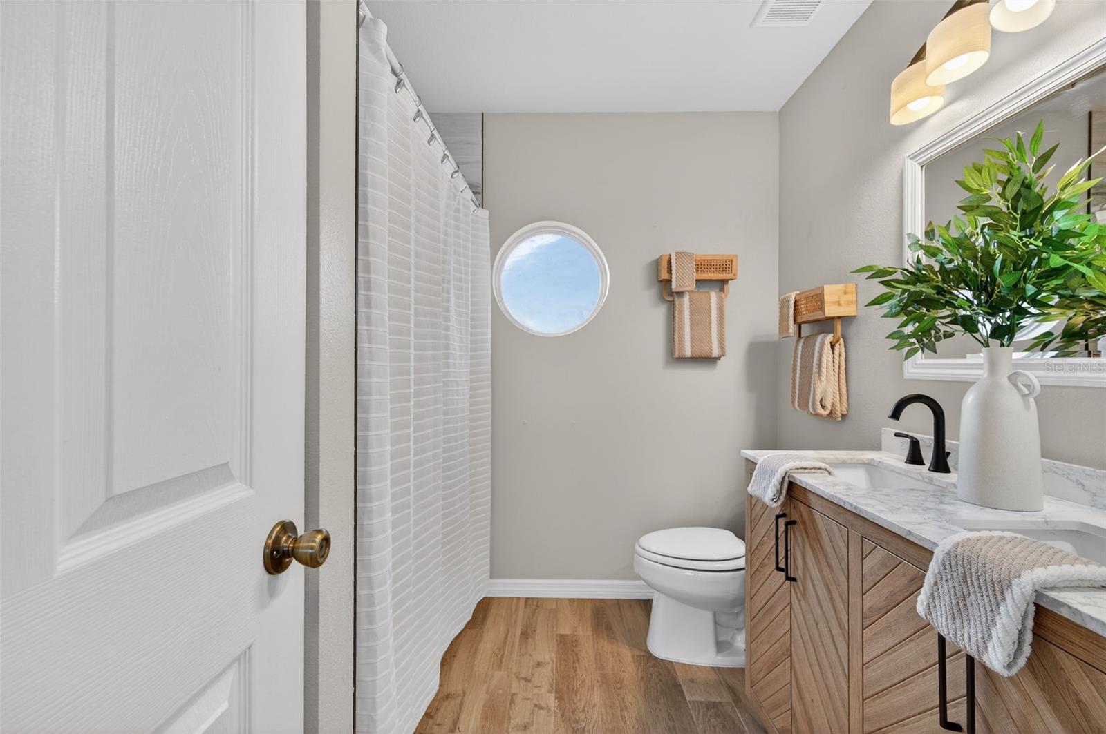 GATES CREEK - Residential