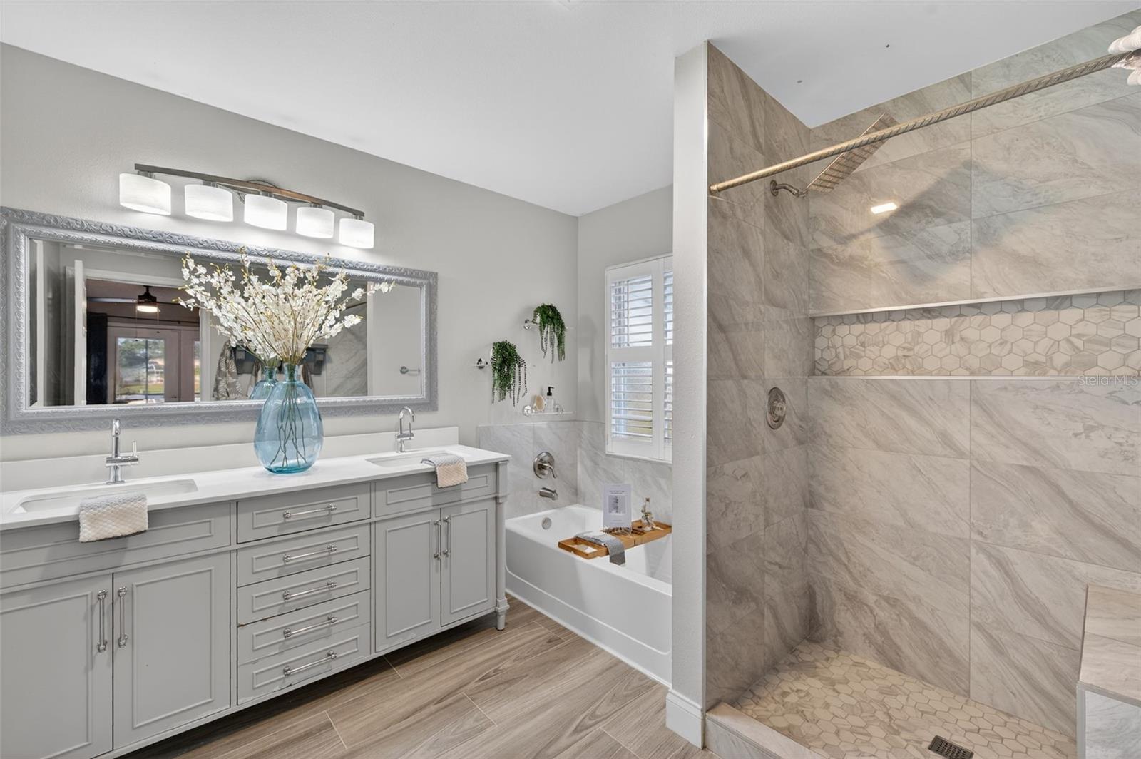 GATES CREEK - Residential