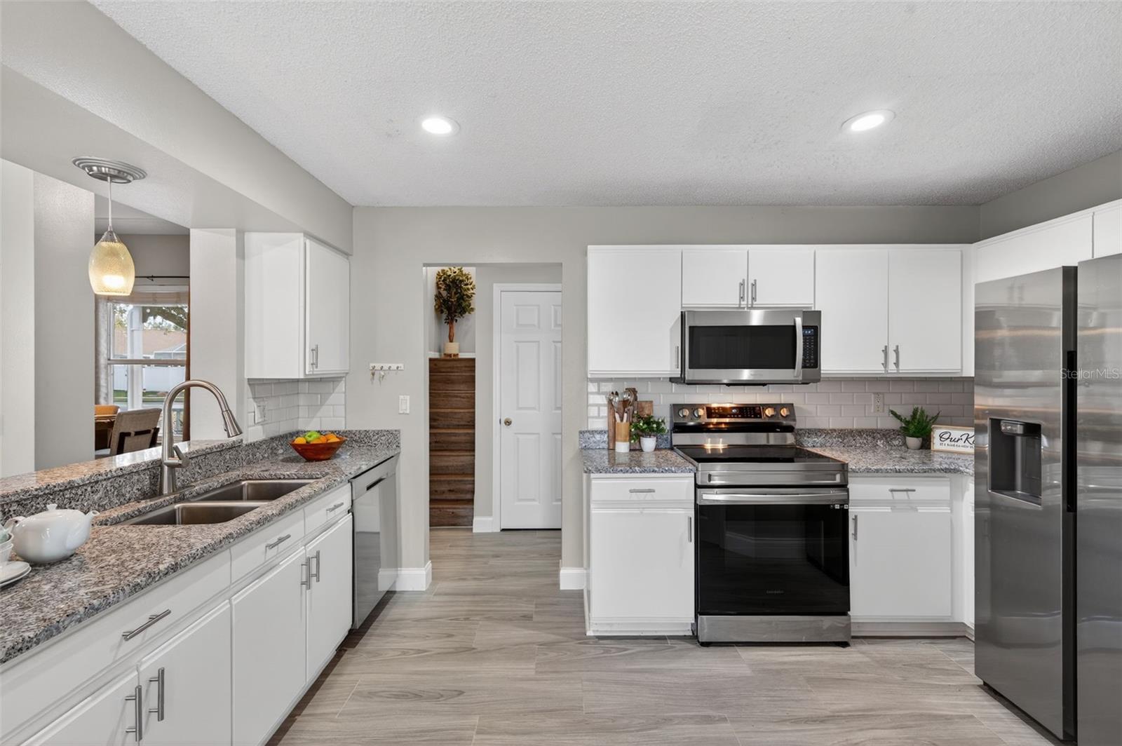 GATES CREEK - Residential