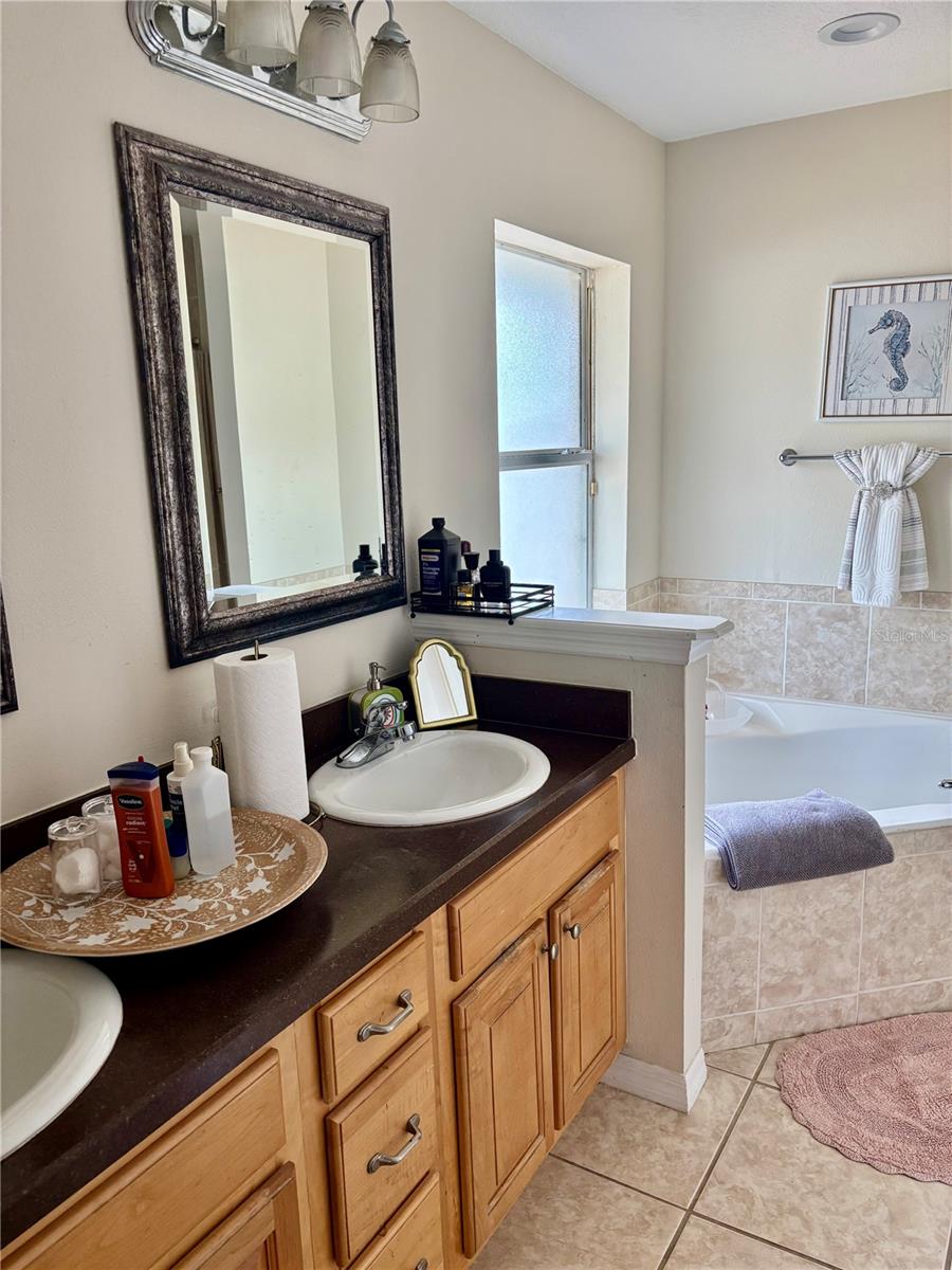 MARION OAKS - Residential