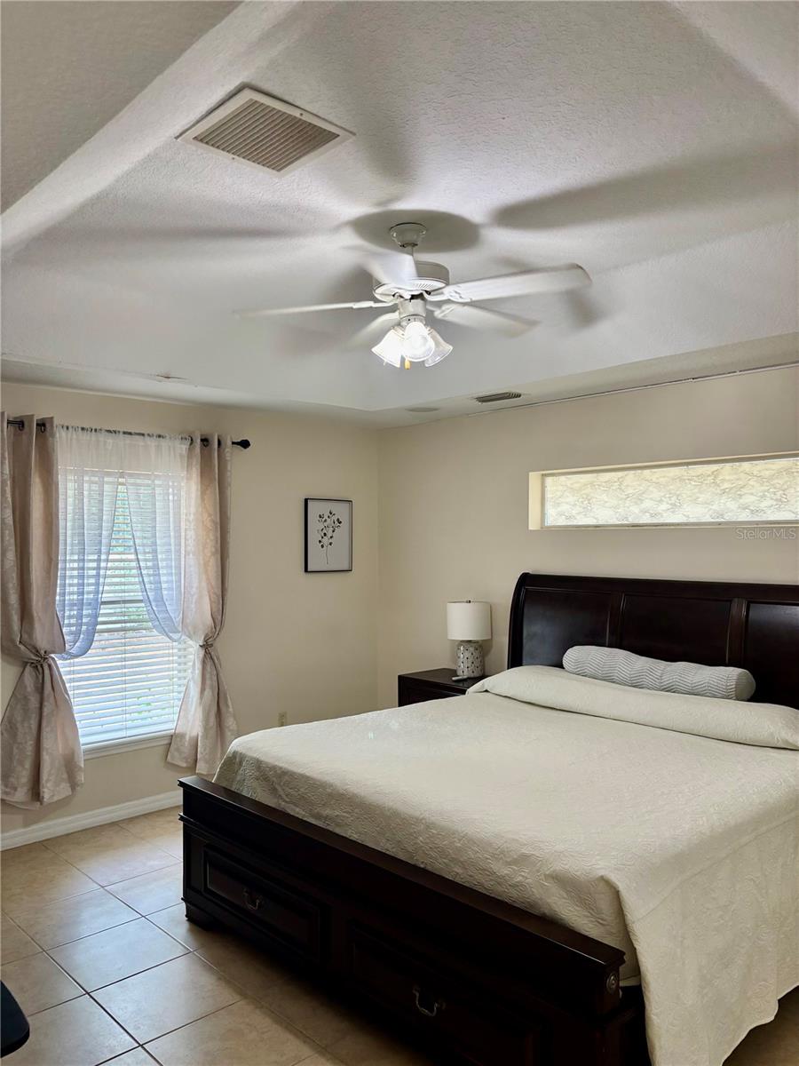 MARION OAKS - Residential